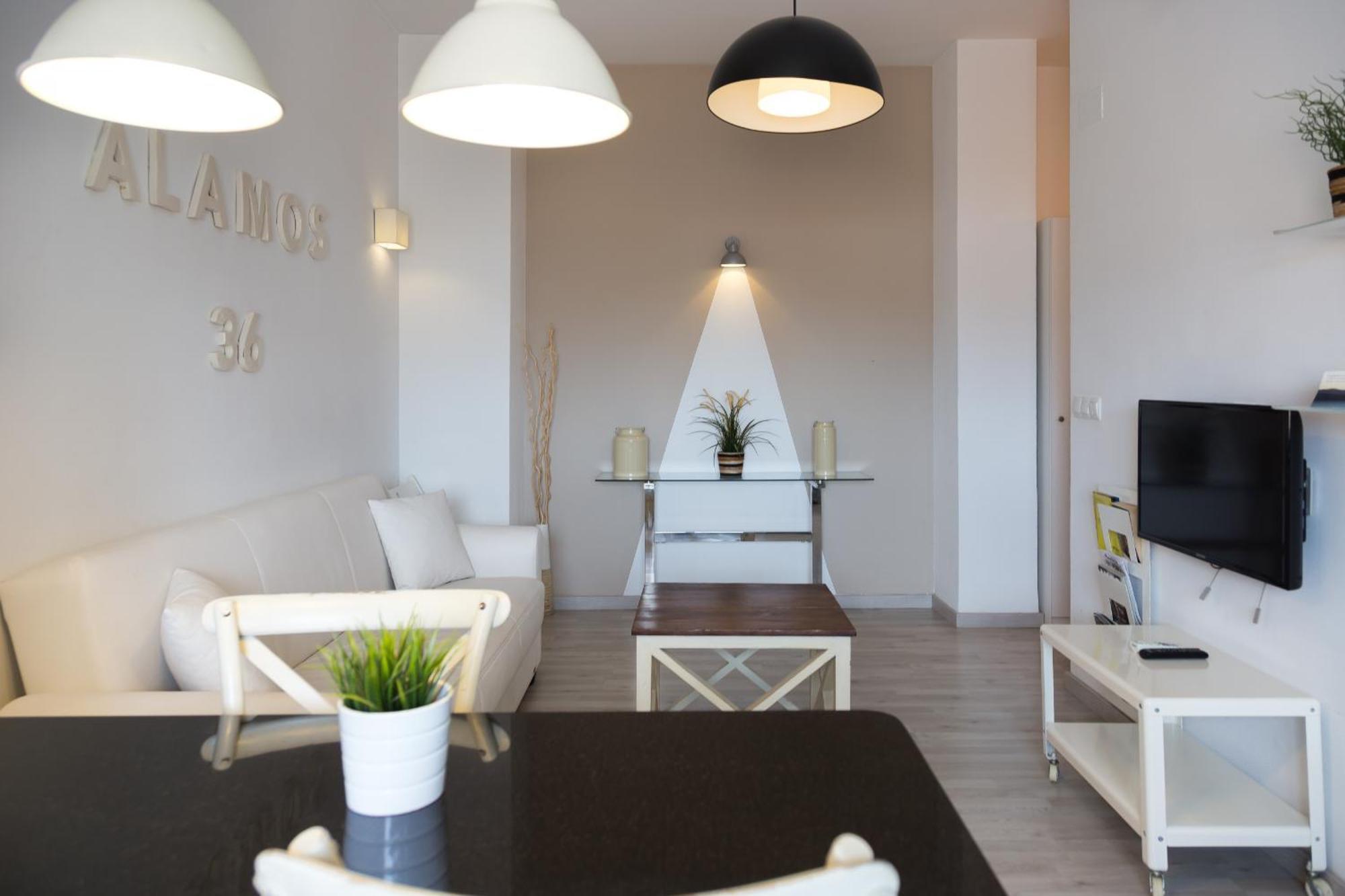 Urbe10 Alamos 36 Apartment Малага Екстериор снимка